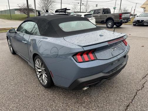 2025 Ford Mustang GT Premium