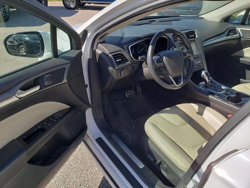 2016 Ford Fusion Titanium
