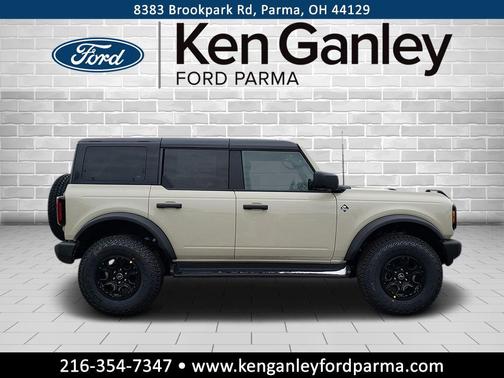 DESERT SAND 2026 Ford Bronco Outer Banks