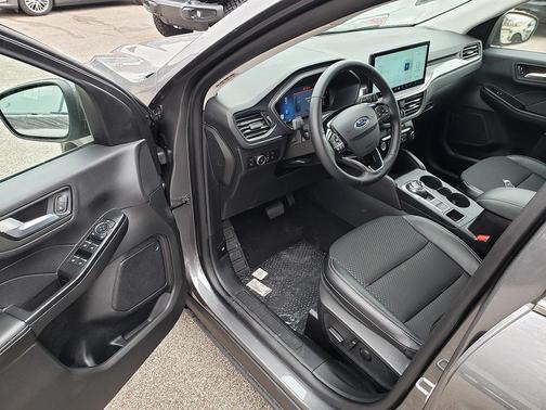 2025 Ford Escape PHEV Base