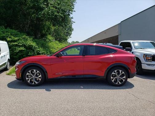 2021 Ford Mustang Mach-E Premium