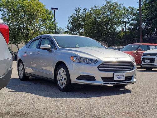 2014 Ford Fusion S