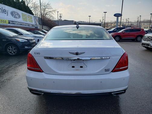 2019 Genesis G90 Premium