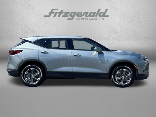 Sterling Gray Metallic 2025 Chevrolet Blazer 2LT