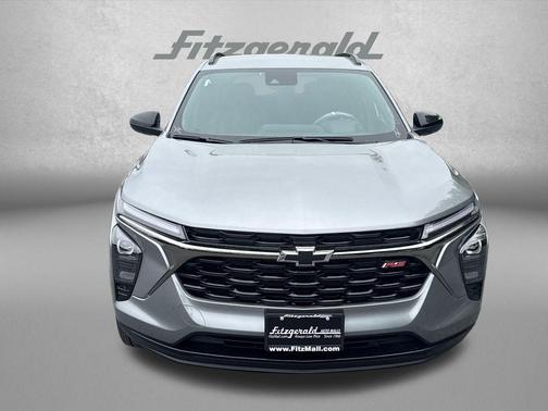 Sterling Gray Metallic 2026 Chevrolet Trax FWD 2RS