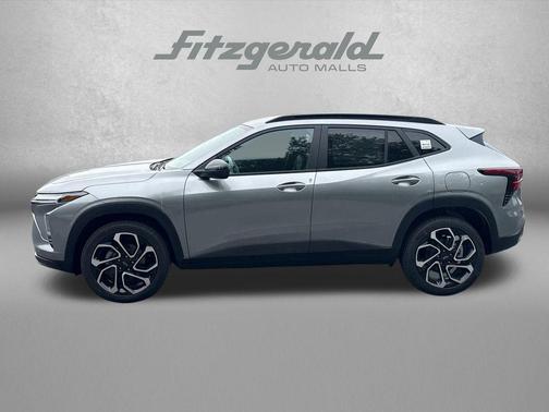 Sterling Gray Metallic 2026 Chevrolet Trax FWD 2RS