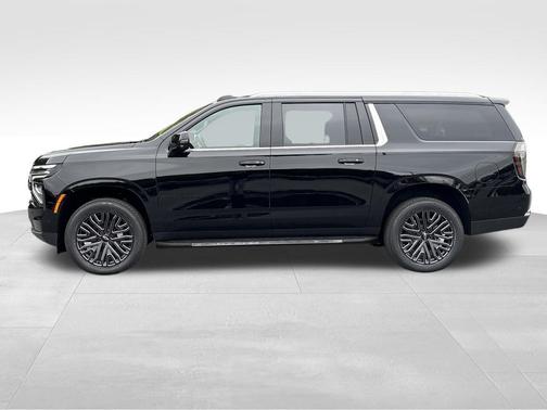 2025 Chevrolet Suburban LT