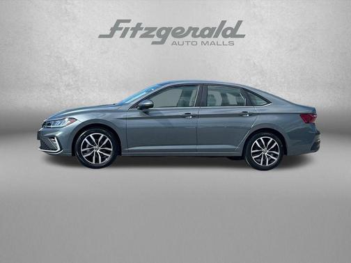 Gray 2025 Volkswagen Jetta 1.5T SE