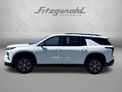 Summit White 2026 Chevrolet Traverse LT