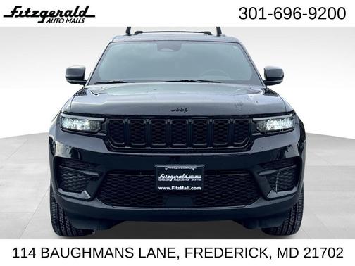 2023 Jeep Grand Cherokee Altitude