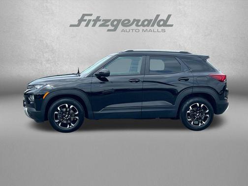Mosaic Black Metallic 2022 Chevrolet Trailblazer LT