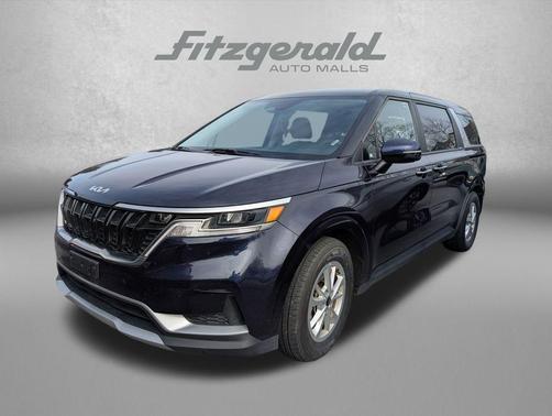 2024 Kia Carnival LX