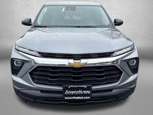 Sterling Gray Metallic 2026 Chevrolet Trailblazer LS