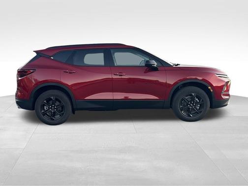 Radiant Red Tintcoat 2026 Chevrolet Blazer 2LT
