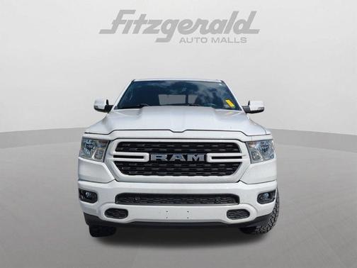 Bright White Clearcoat 2022 RAM 1500 Big Horn/Lone Star