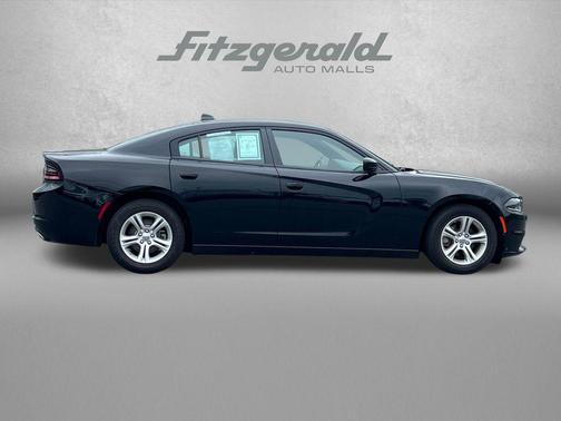 Pitch Black Clearcoat 2023 Dodge Charger SXT