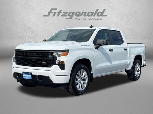 Summit White 2026 Chevrolet Silverado 1500 Custom