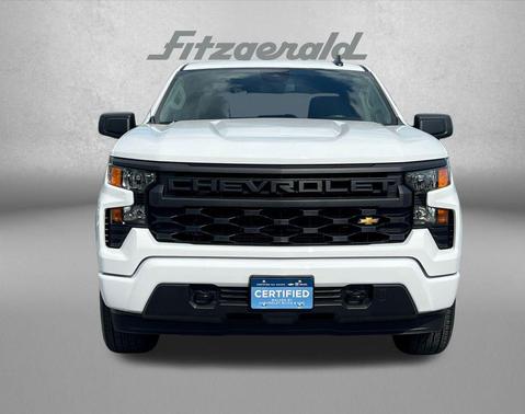 Summit White 2026 Chevrolet Silverado 1500 Custom