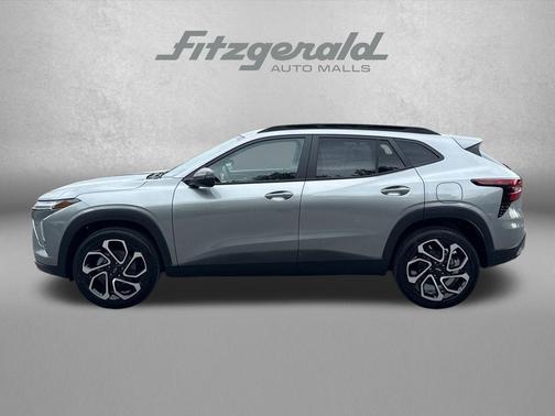 Sterling Gray Metallic 2026 Chevrolet Trax FWD 2RS
