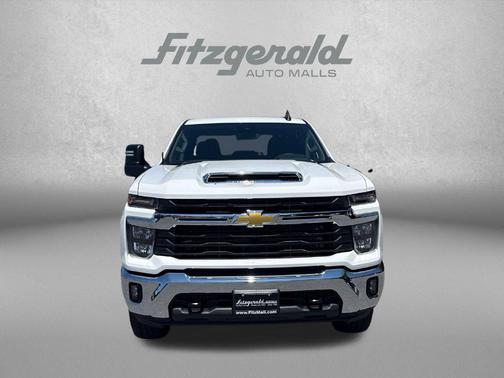 Summit White 2026 Chevrolet Silverado 3500 LT