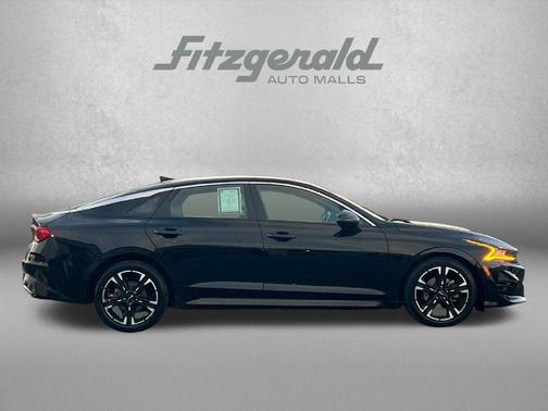 Ebony Black 2022 Kia K5 GT-Line