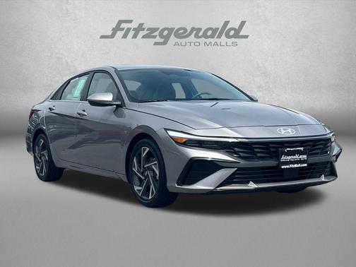 Fluid Metal 2025 Hyundai ELANTRA SEL
