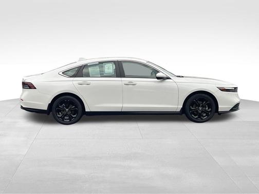 2023 Honda Accord LX 1.5T