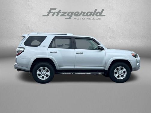 Classic Silver Metallic 2016 Toyota 4Runner SR5 Premium