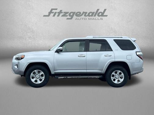 Classic Silver Metallic 2016 Toyota 4Runner SR5 Premium