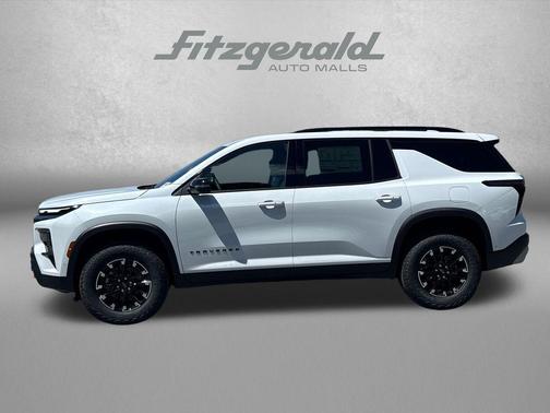 Polar White Tricoat 2026 Chevrolet Traverse AWD Z71
