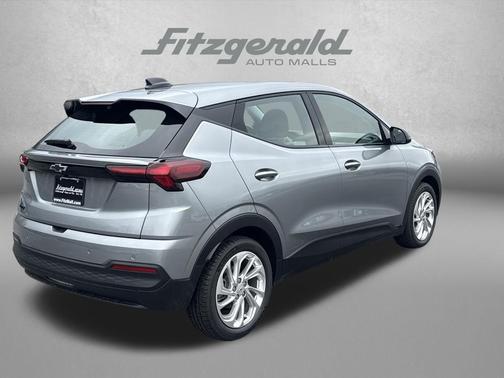 Sterling Gray Metallic 2027 Chevrolet Bolt LT