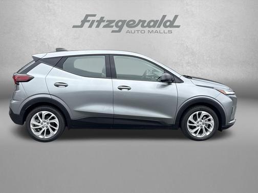 Sterling Gray Metallic 2027 Chevrolet Bolt LT
