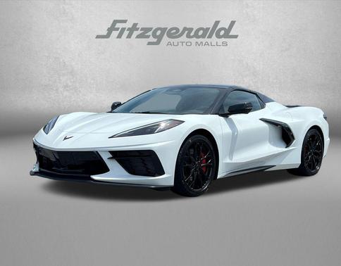Arctic White 2026 Chevrolet Corvette Stingray w/2LT