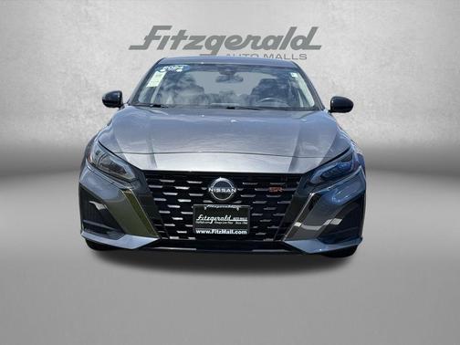 Gun Metallic 2024 Nissan Altima SR FWD