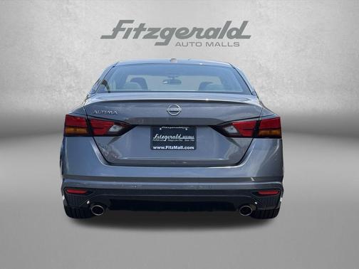 Gun Metallic 2024 Nissan Altima SR FWD
