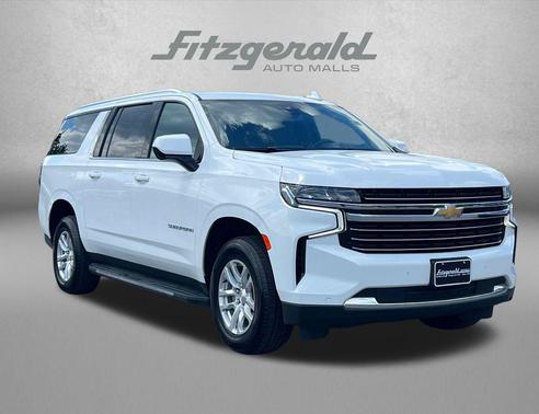 Summit White 2022 Chevrolet Suburban LT