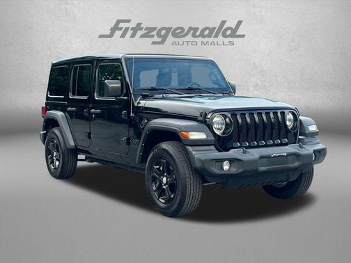 Black Clearcoat 2022 Jeep Wrangler Unlimited Sport