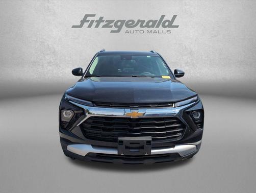 Mosaic Black Metallic 2025 Chevrolet Trailblazer LT