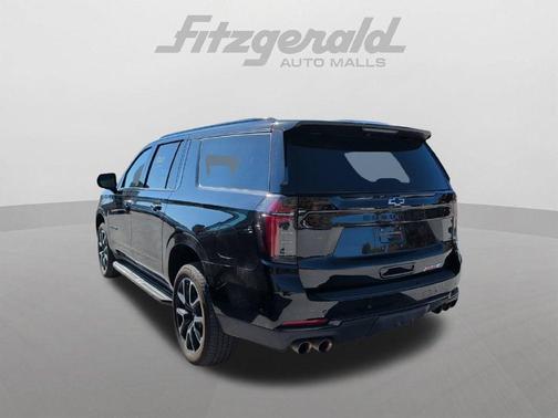 Black 2026 Chevrolet Suburban RST