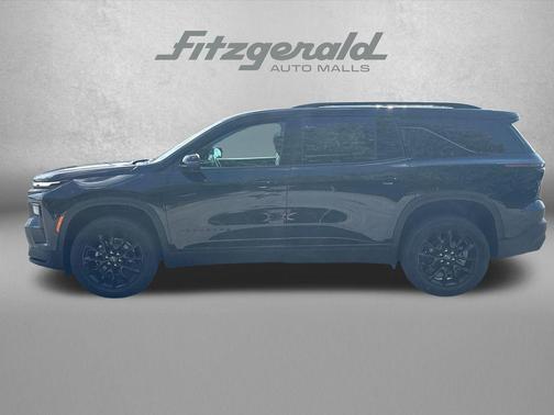 Mosaic Black Metallic 2026 Chevrolet Traverse LT