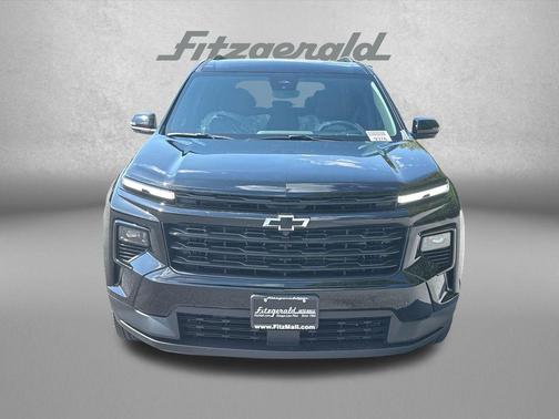 Mosaic Black Metallic 2026 Chevrolet Traverse LT