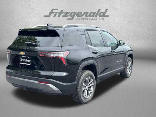 Mosaic Black Metallic 2026 Chevrolet Equinox 1LT