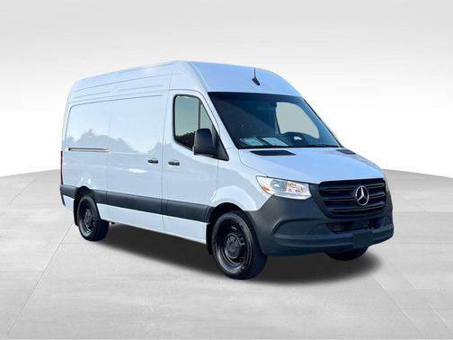 2025 Mercedes-Benz Sprinter 2500 Standard Roof