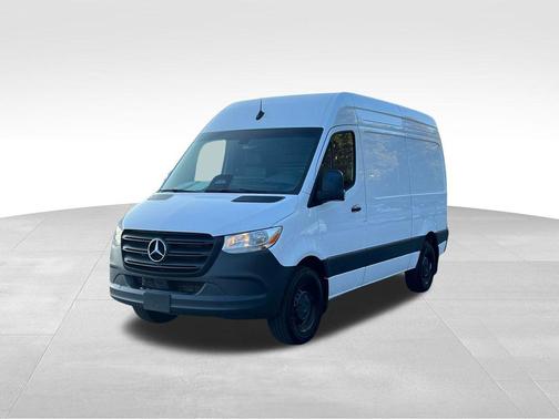 2025 Mercedes-Benz Sprinter 2500 Standard Roof