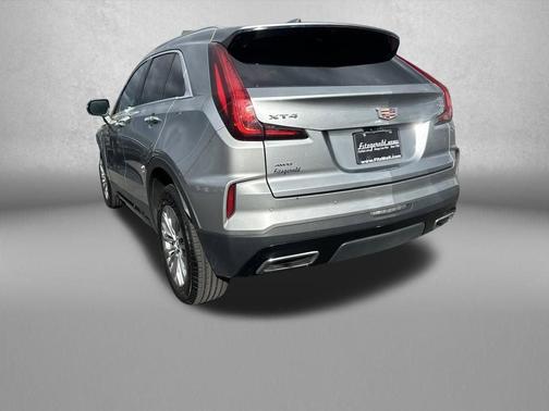 Argent Silver Metallic 2024 Cadillac XT4 Premium Luxury
