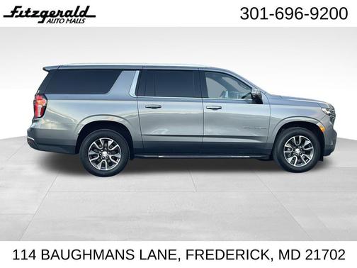 2022 Chevrolet Suburban LT