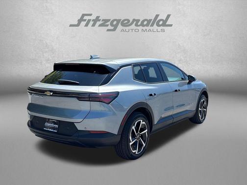 Sterling Gray Metallic 2026 Chevrolet Equinox EV LT