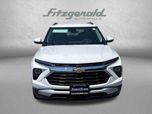 Summit White 2026 Chevrolet Trailblazer LT