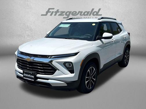 Summit White 2026 Chevrolet Trailblazer LT