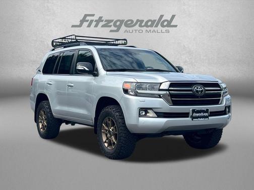 Classic Silver Metallic 2021 Toyota Land Cruiser Base